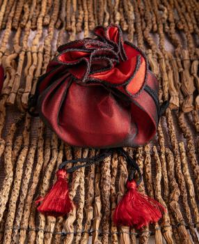 Rosenbeutelchen Schwarz / Rot - Berk