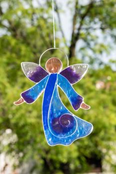 Preview: Engel blau/violett - Fensterbild Berk