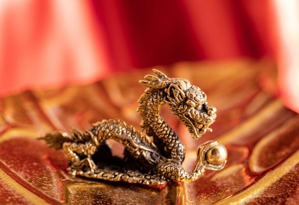 Miniaturfigur Drache liegend - Messing - Berk