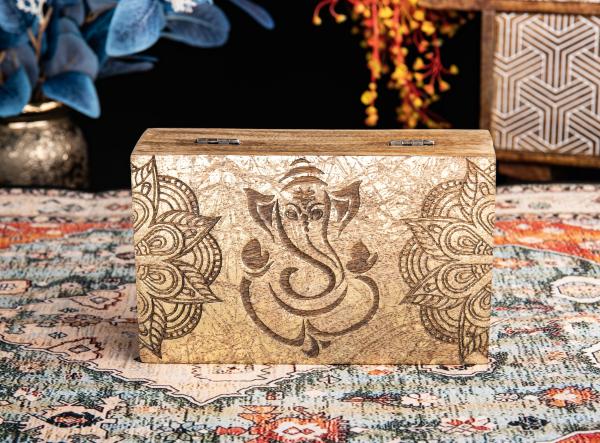 Ganesha Holzbox mit Goldverzierung - Berk